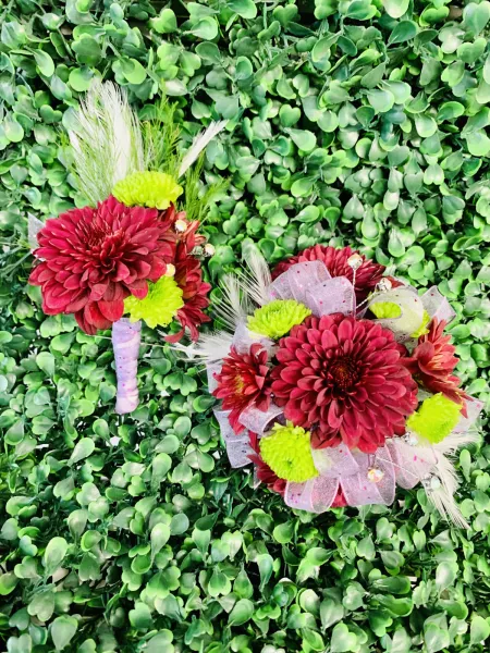 Cushion Mum Corsage and Bout Set — Alabaster Florist