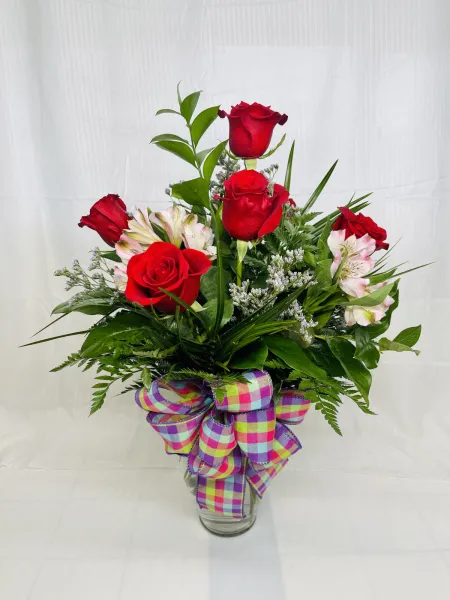 Half Dozen Roses with Alstroemeria — Alabaster Florist