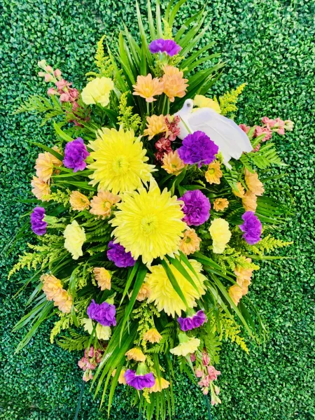Mum, Carnation and Daisy Spray — Alabaster Florist