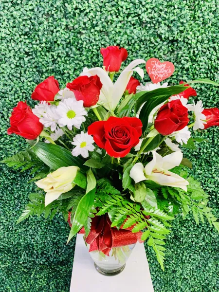 Valentines Premium Dozen Roses — Alabaster Florist